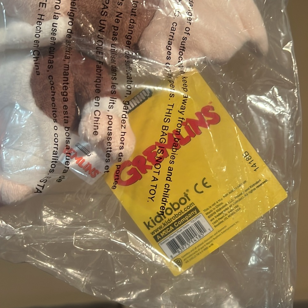 Gizmo plush NWT - Picture 2 of 4